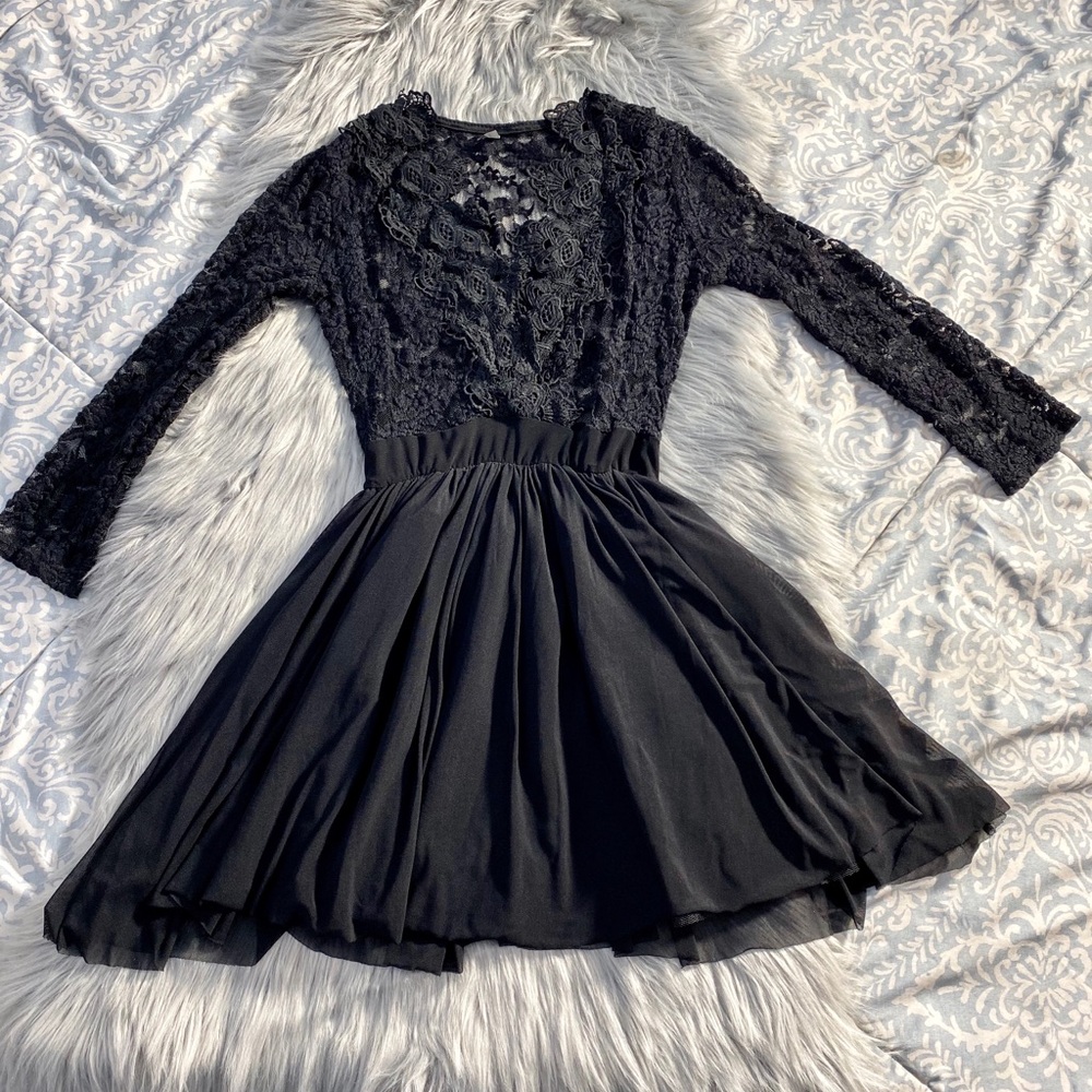 Auditions Black Lace Dress